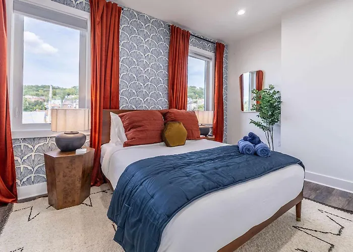 Modern Retreat With Dedicated Parking 2 King Beds Arcade Bbq Holiday home Pittsburgh
